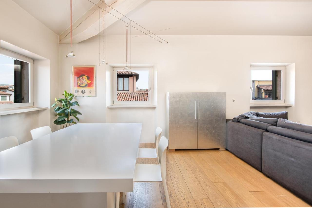Stunning Top Floor Flat In The Heart Of Vérone Extérieur photo