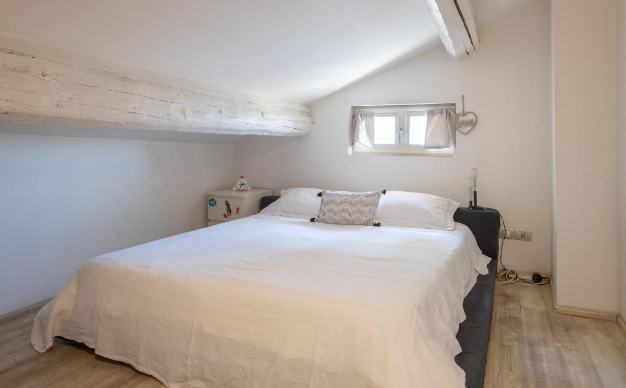 Stunning Top Floor Flat In The Heart Of Vérone Extérieur photo